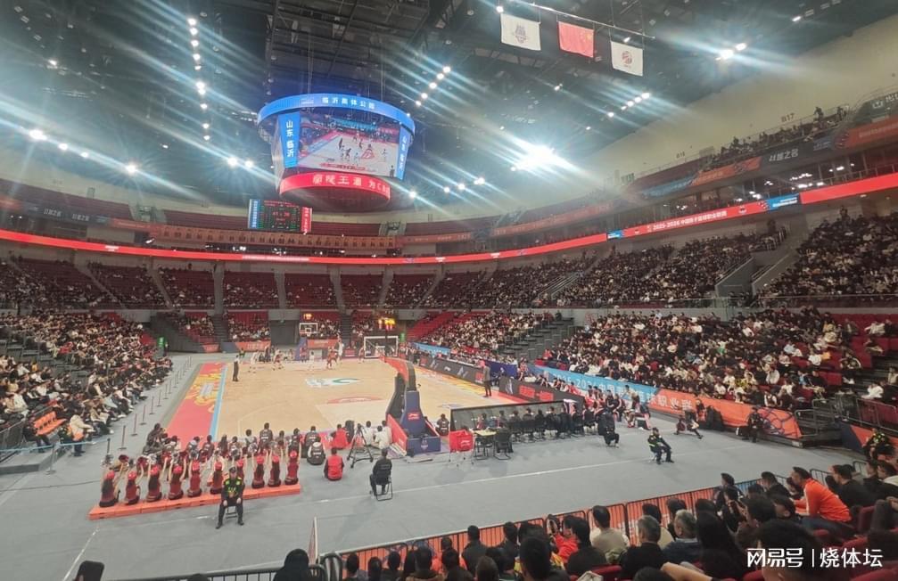 CBA积分榜:上海、广厦、广东同分占据前三,北京输球降到第五