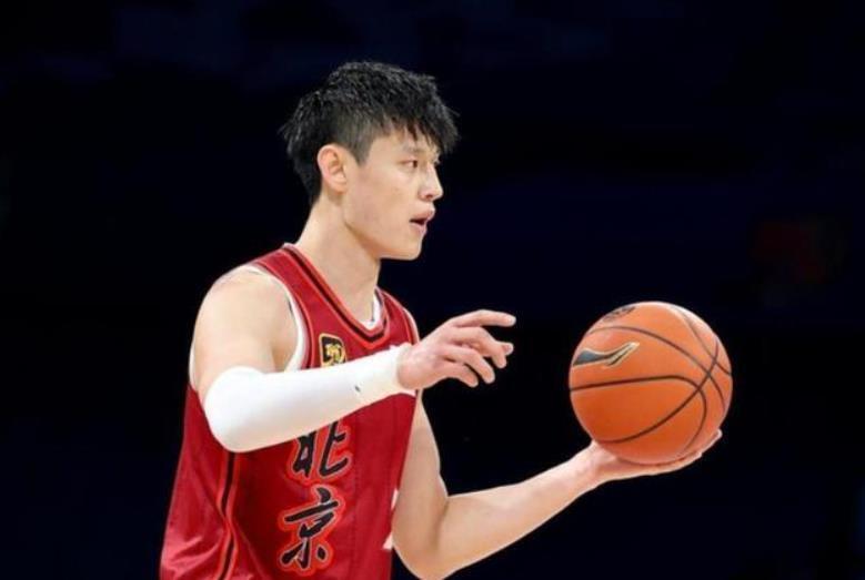 九游娱乐登录入口-山西队主场太荒唐!首钢队客场赢球,陈盈骏被吐口水